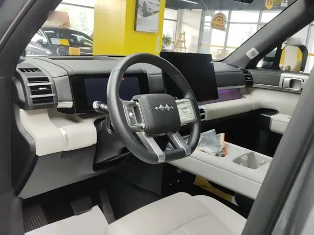 BYD FangChengBao Titanium 7 — Фото автомобиля 9