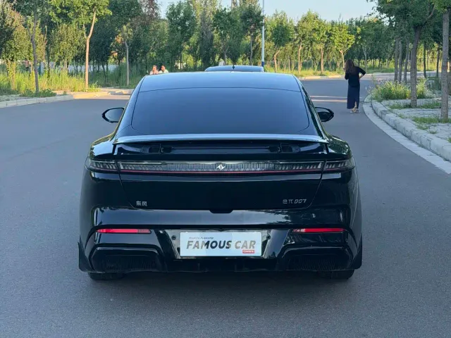 Dongfeng eπ 007 — Фото автомобиля 5