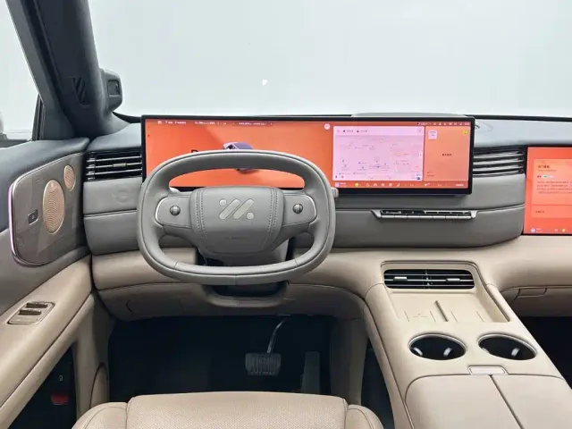 IM Motors LS8 — Фото автомобиля 19
