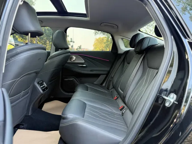 Chery Arrizo 8 — Фото автомобиля 11
