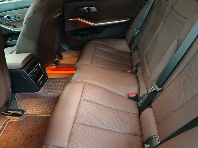 BMW 3 Series — Фото автомобиля 11