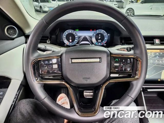 Land Rover Range Rover Evoque — Фото автомобиля 14