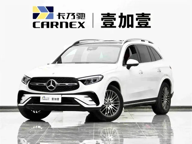 Фотография автомобиля — Mercedes-Benz GLC-Class