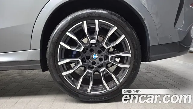 BMW X6 xDrive40i M Sport — Фото автомобиля 21
