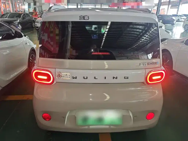 Wuling Hongguang Mini EV — Фото автомобиля 5