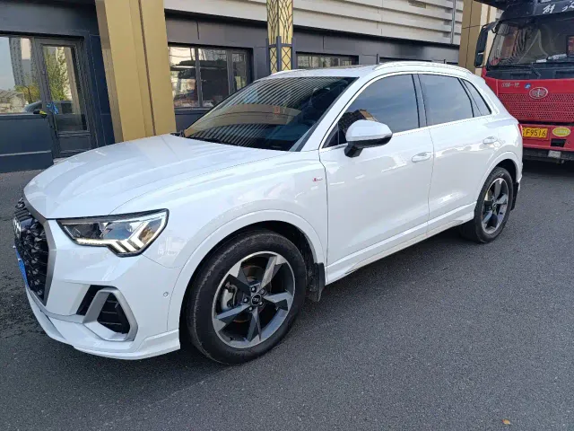 Audi Q3 — Фото автомобиля 2