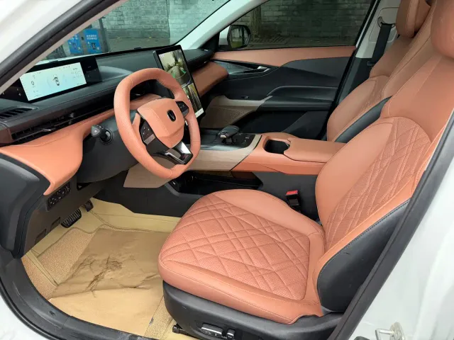 Changan Eado — Фото автомобиля 6