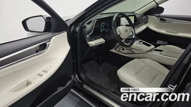 Hyundai Grandeur (New) Hybrid — Фото автомобиля 11