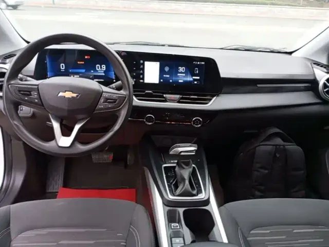 Chevrolet Monza — Фото автомобиля 9