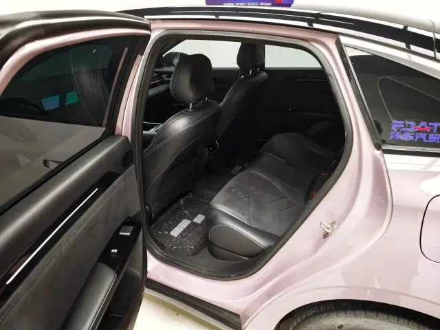 Geely Galaxy L6 — Фото автомобиля 16