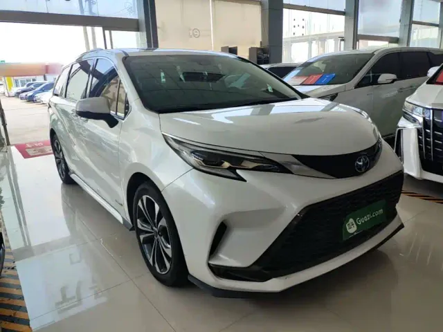 Toyota Granvia — Фото автомобиля 3