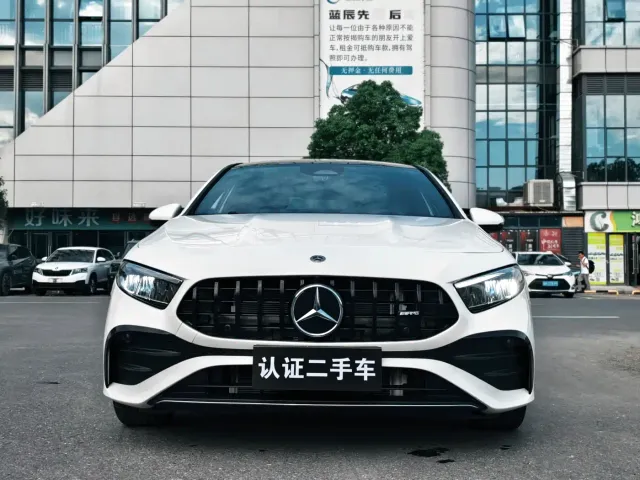 Mercedes-Benz A-Class — Фото автомобиля 2