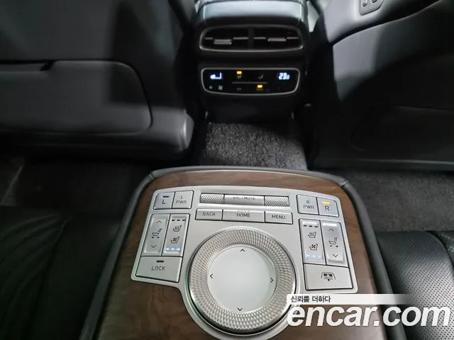 Genesis G80 Бензин 3.5 турбо AWD — Фото автомобиля 20