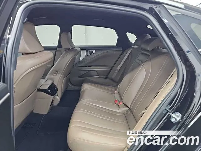 Kia K8 — Фото автомобиля 12
