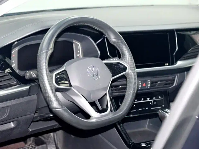 Volkswagen Passat — Фото автомобиля 8