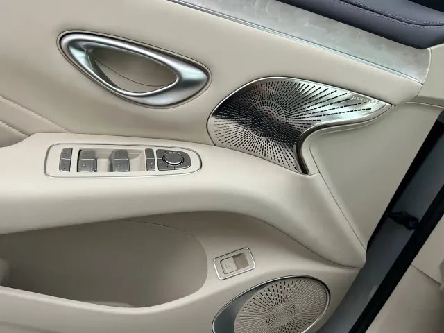 BYD Seal 08 — Фото автомобиля 17