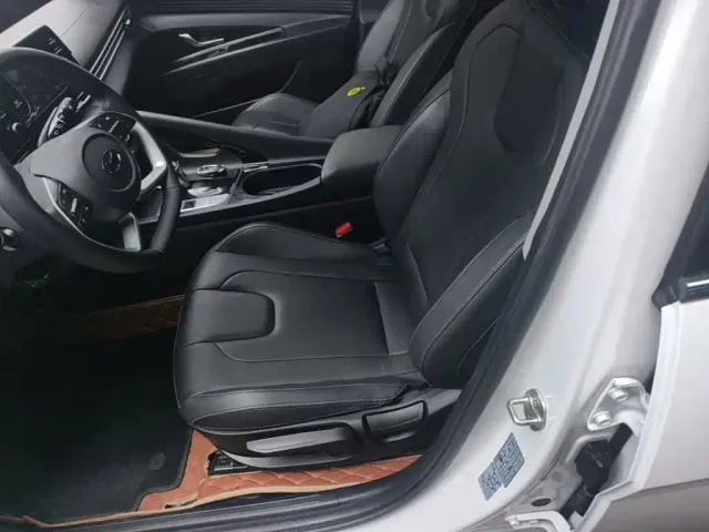 Hyundai Elantra — Фото автомобиля 10