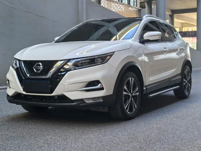 Фотография автомобиля — Nissan Qashqai