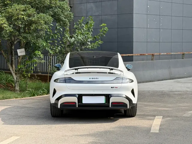 Xiaomi SU7 — Фото автомобиля 6