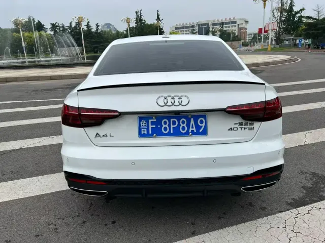 Audi A4L — Фото автомобиля 8