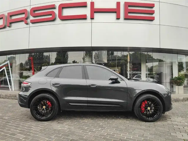 Porsche Macan — Фото автомобиля 15