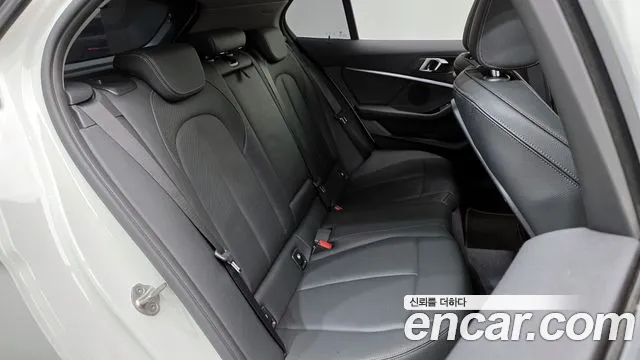BMW 1-Series — Фото автомобиля 11