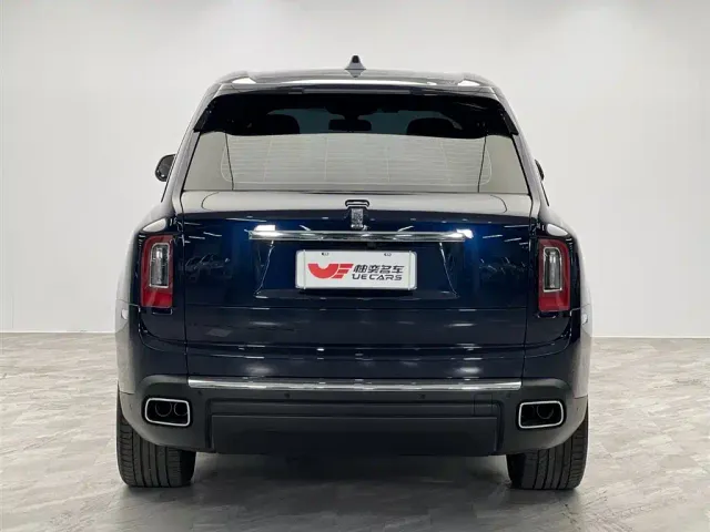 Rolls-Royce Cullinan — Фото автомобиля 5