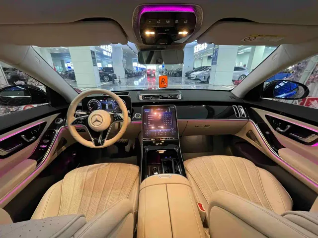 Mercedes-Benz S-Class — Фото автомобиля 4