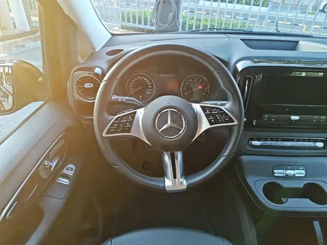 Mercedes-Benz Vito — Фото автомобиля 14