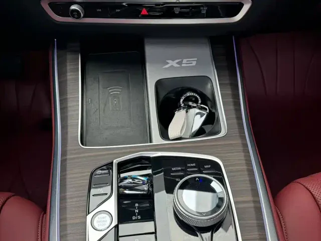 BMW X5 — Фото автомобиля 8