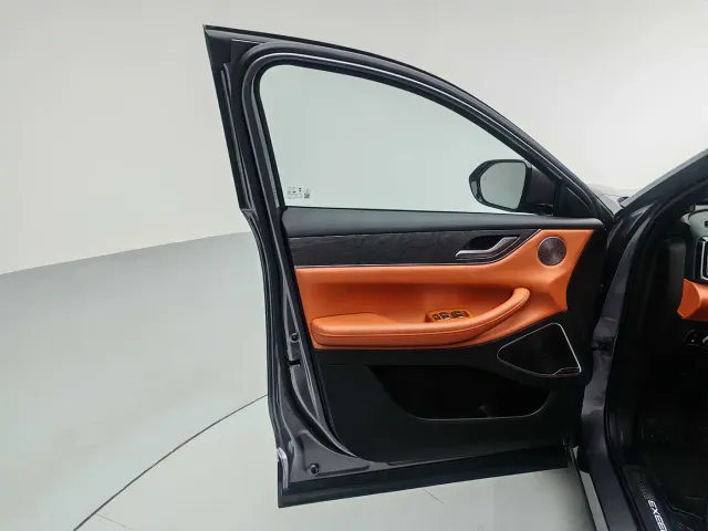 Exeed Starway E05 — Фото автомобиля 15