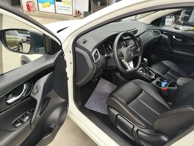 Nissan Qashqai — Фото автомобиля 15