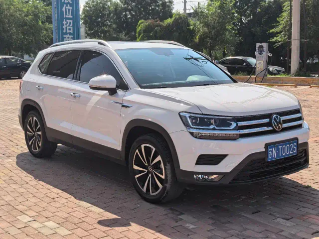 Volkswagen Tharu — Фото автомобиля 3