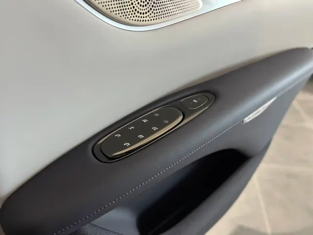 IM Motors IM LS7 — Фото автомобиля 15