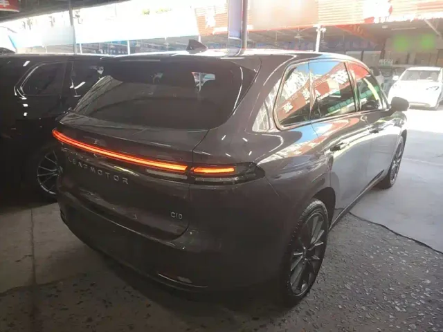 Leapmotor C10 — Фото автомобиля 6