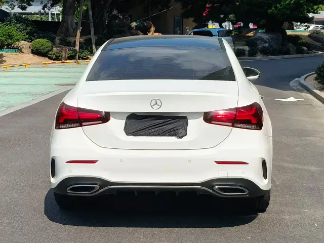 Mercedes-Benz A-Class — Фото автомобиля 16