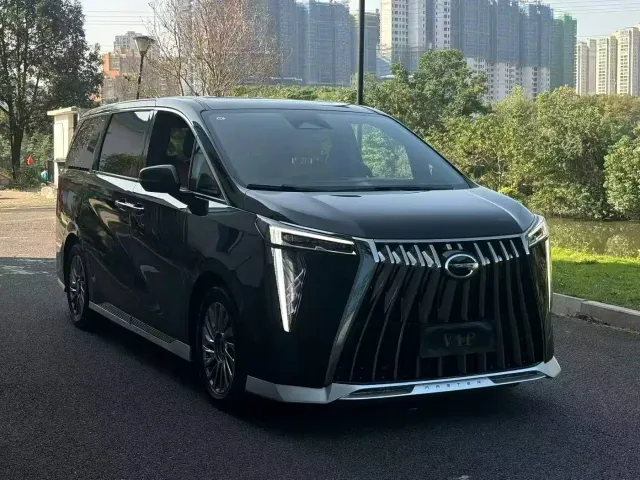 Фотография автомобиля — GAC Trumpchi M8