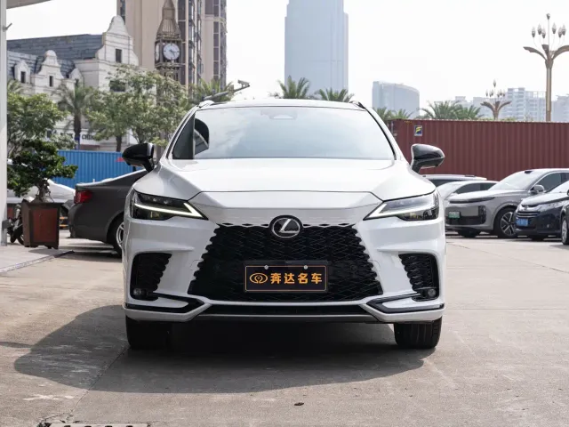 Lexus RX — Фото автомобиля 2