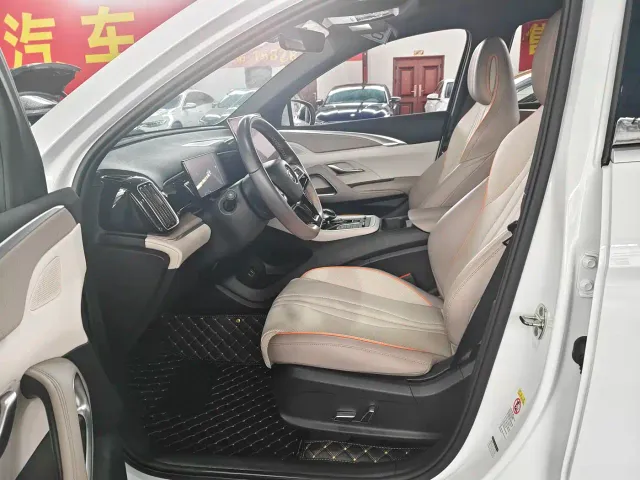 BYD Song Pro — Фото автомобиля 4