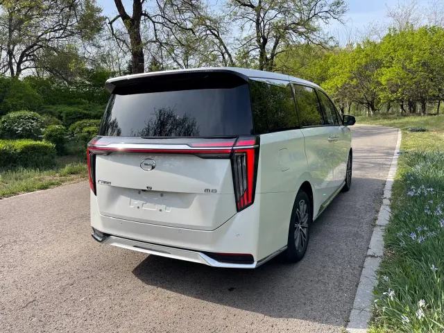 GAC Trumpchi M8 — Фото автомобиля 13