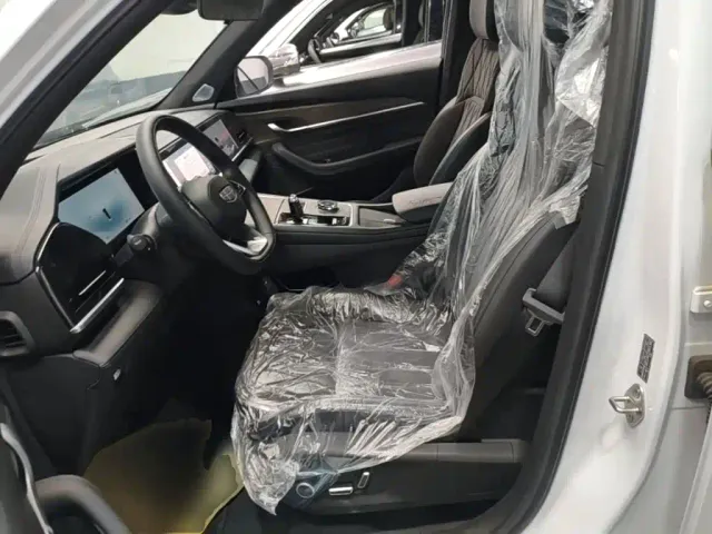 Geely Xingyue L — Фото автомобиля 14