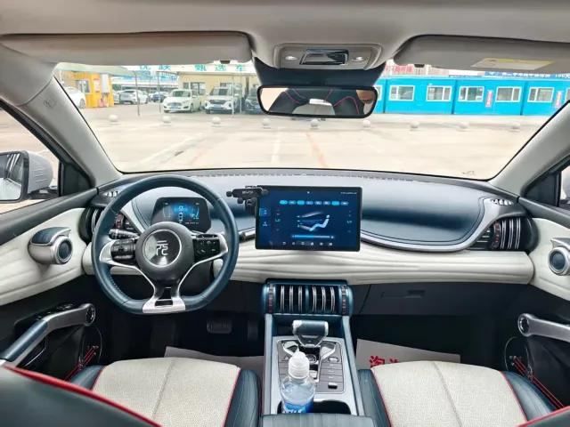 BYD Yuan PLUS — Фото автомобиля 9