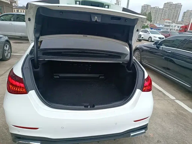 Mercedes-Benz C-Class — Фото автомобиля 18