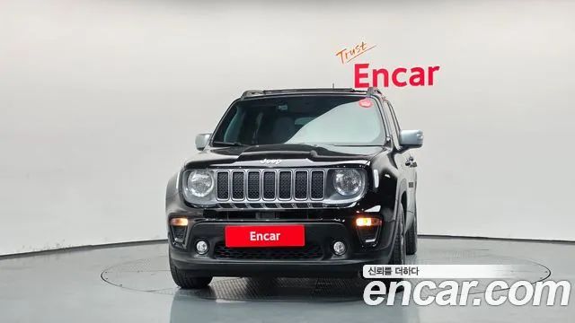 Jeep Renegade — Фото автомобиля 3