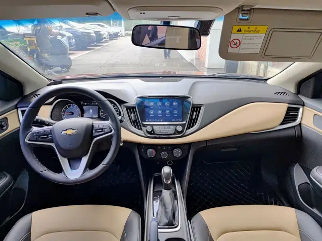 Chevrolet Monza — Фото автомобиля 10