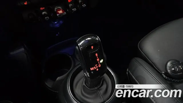 MINI Cooper — Фото автомобиля 12