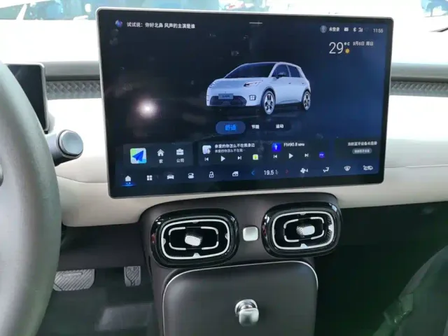 GAC Aion UT — Фото автомобиля 12