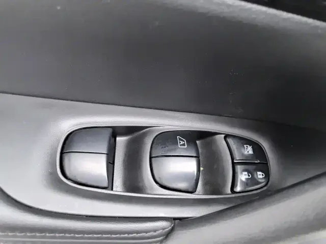 Nissan X-Trail — Фото автомобиля 9