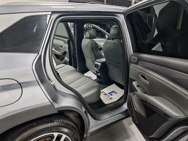 BYD Song L DM-i — Фото автомобиля 11