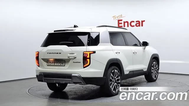 KG_Mobility_Ssangyong Torres Torres Бензин 1.5 2WD — Фото автомобиля 2